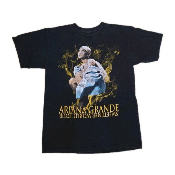 ARIANA GRANDE Sweetener WORLD Concert TOUR 2019 T SHIRT Black MENS SMALL 2 Sided - Picture 1 of 3